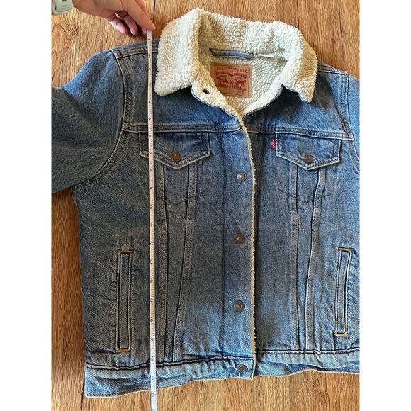 Levi’s Sherpa Trucker Jean Jacket Size Small - Picture 5 of 6